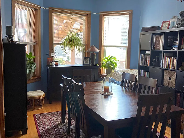 1425 W Balmoral Ave #1 — Photo 1