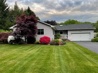 426 Bull Rd, Rock Tavern, NY 12575