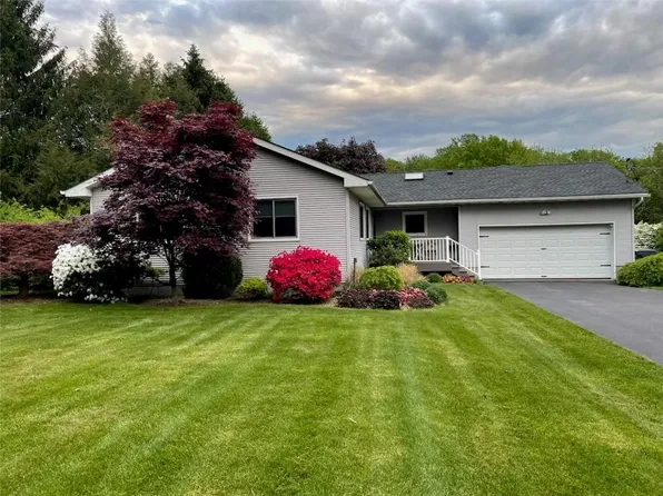 426 Bull Road, Rock Tavern, NY 12575