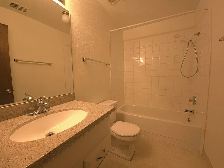 525 Manhattan Dr #201 — Photo 24