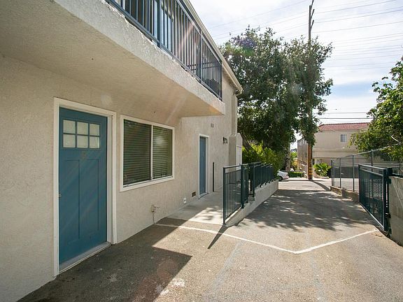 2nd image of 10210 Hillhaven Ave #B