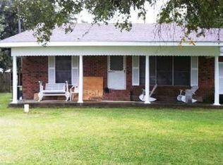 1102 Ravia Rd, Sulphur, LA 70665