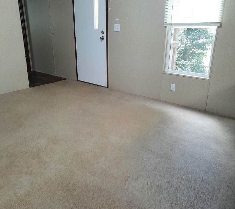 1st image of 79 Fern Gully Dr