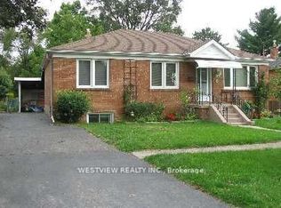 1331 Northaven Dr, Mississauga, ON L5G 4E8