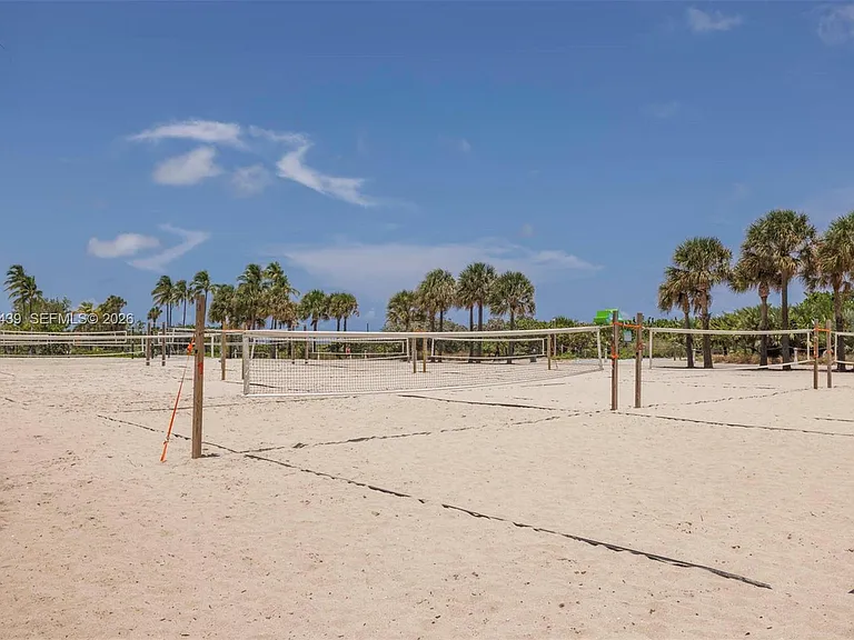 7326 Collins Ave #108 — Photo 31