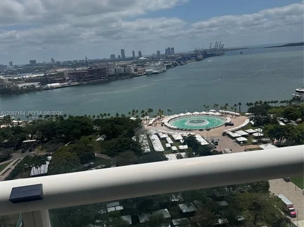 50 Biscayne Blvd, Miami, FL