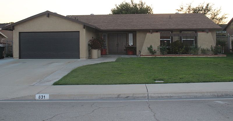 1st image of 831 N Madera Ave