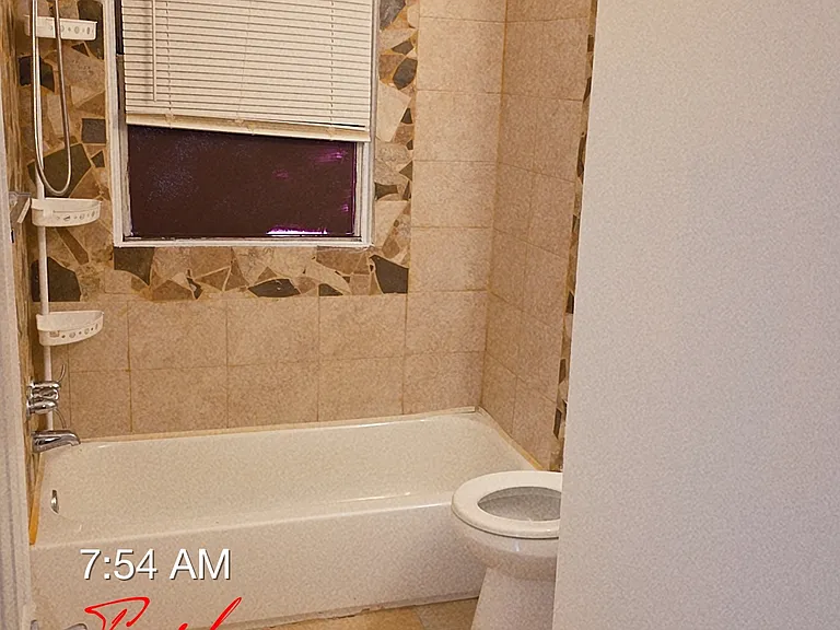 938 N Franklintown Rd — Photo 14