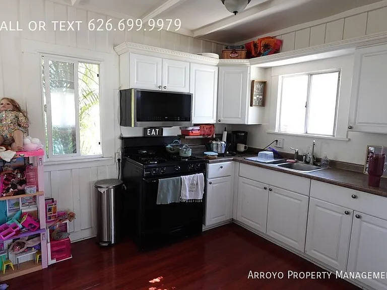 417 S Canyon Blvd — Photo 8