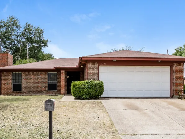 3741 Misty Meadow Dr, Fort Worth, TX 76133