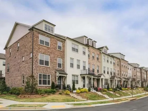 36 Lochurst Ln, Roswell, GA 30076