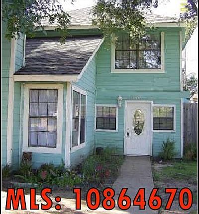 10344 Shelburne - Front View
