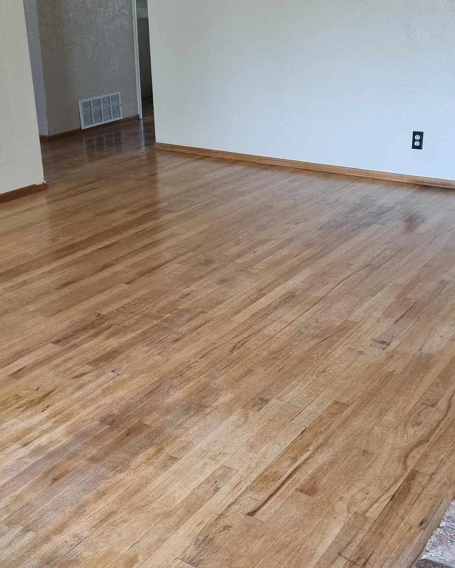 3 bed, 1249 sqft, $2,500 — Photo 2