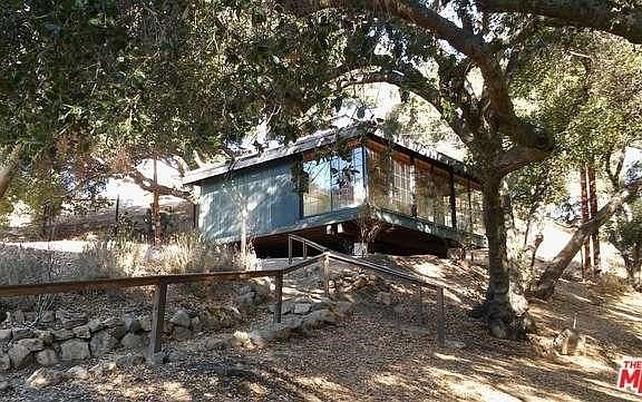 4th image of 301 B Old Topanga Canyon Rd