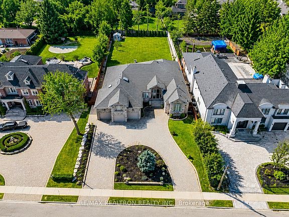 2nd image of 16 Boyle Dr