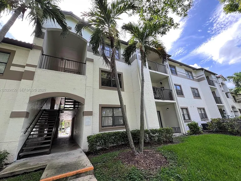 640 S Park Rd — Photo 11