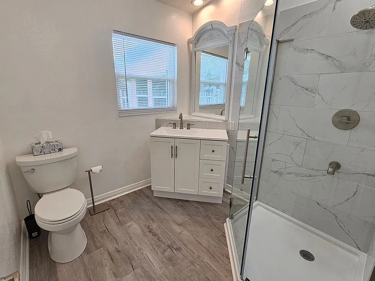 341 Bayshore Dr — Photo 21