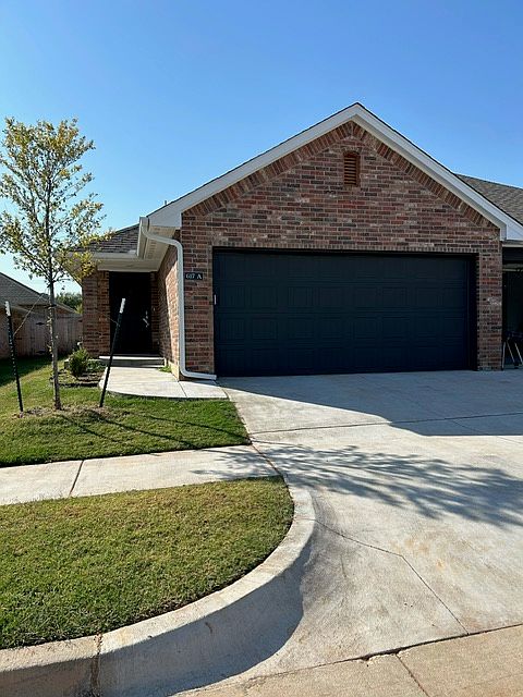 1st image of 617 Kaeden Pl #A