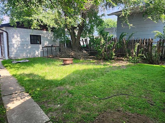 4th image of 34 S 2nd St E