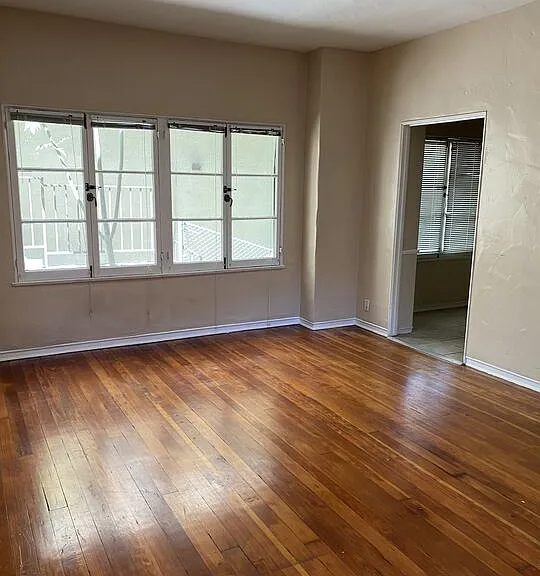 476 Landfair Ave #104 — Photo 4