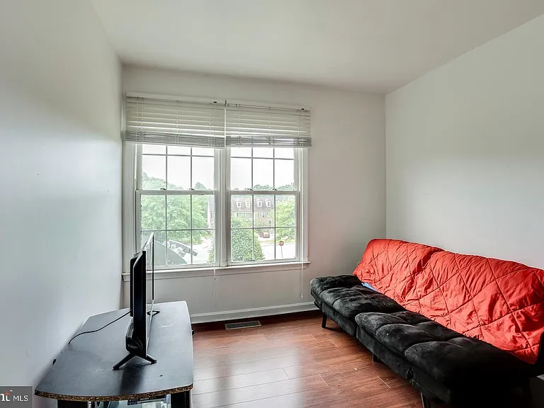 6212 Briar Ct — Photo 11