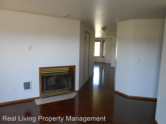 5th image of 11845 SE Riveridge Dr