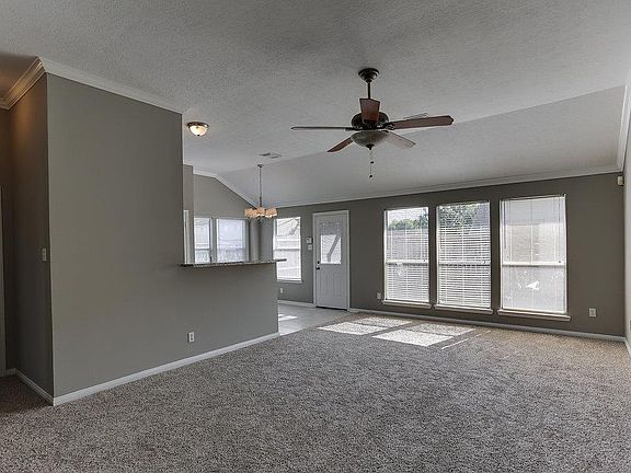 5th image of 990 Birnham Woods Blvd