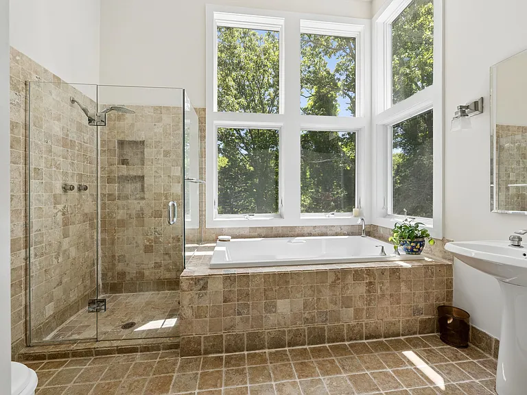 640 Hands Creek Rd — Photo 13