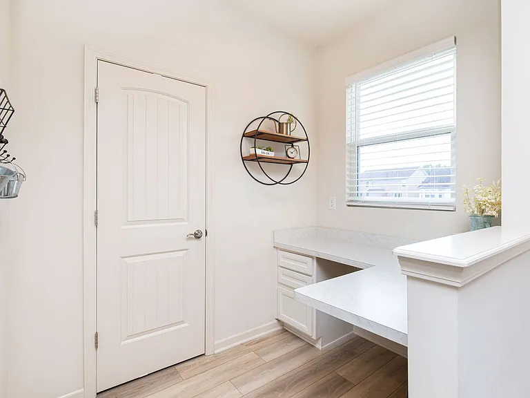 6787 Oakcrest Dr — Photo 13