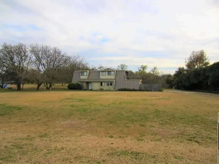206 Solar Way — Photo 1