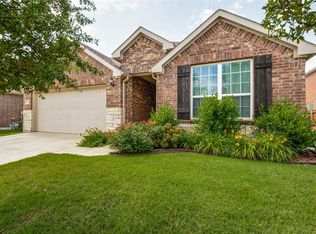 917 Basket Willow Ter, Haslet, TX 76052