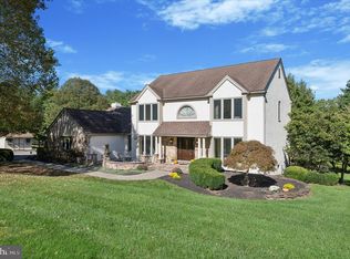 867 Chandlee Dr, West Chester, PA 19382