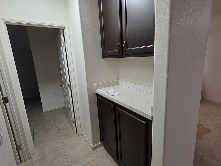 770 E 12th St #770 — Photo 19