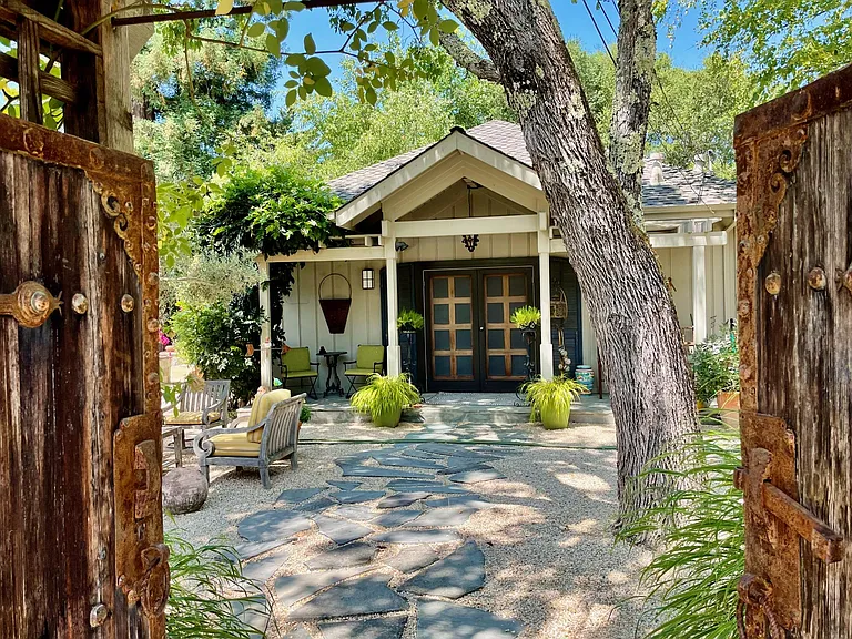 2998 Warm Springs Rd — Photo 39
