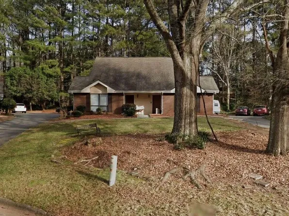 536 Plymouth Ln, Alpharetta, GA 30009