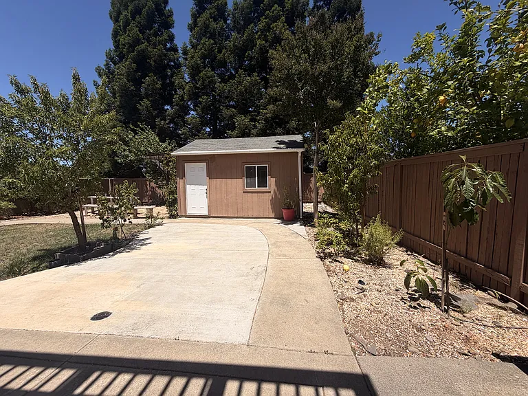 1801 Talon Rd — Photo 51