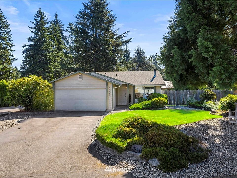 Welcome to this centrally located rambler that has been shown love by the current homeowner that we seldom see. A well manicured front yard with mature bushes and trees is just the start!
