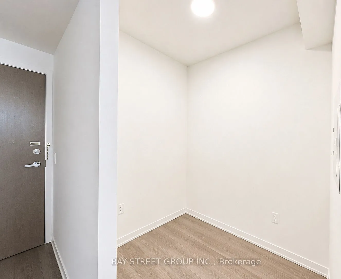 2 bed, $2,750 — Photo 3