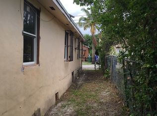 1620 NW 65th St, Miami, FL 33147