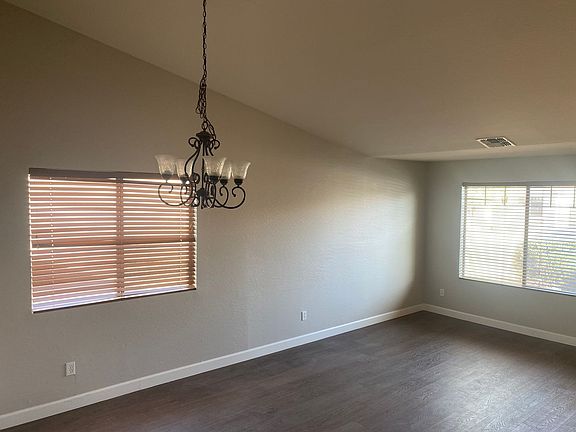 5th image of 566 W Enchanted Desert Dr