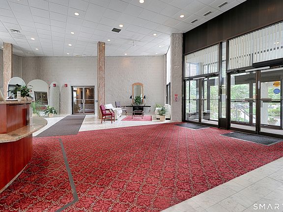 4th image of 3200 Park Avenue #9D1