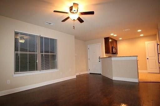 3rd image of 131 Sunburst Ct Unit 135
