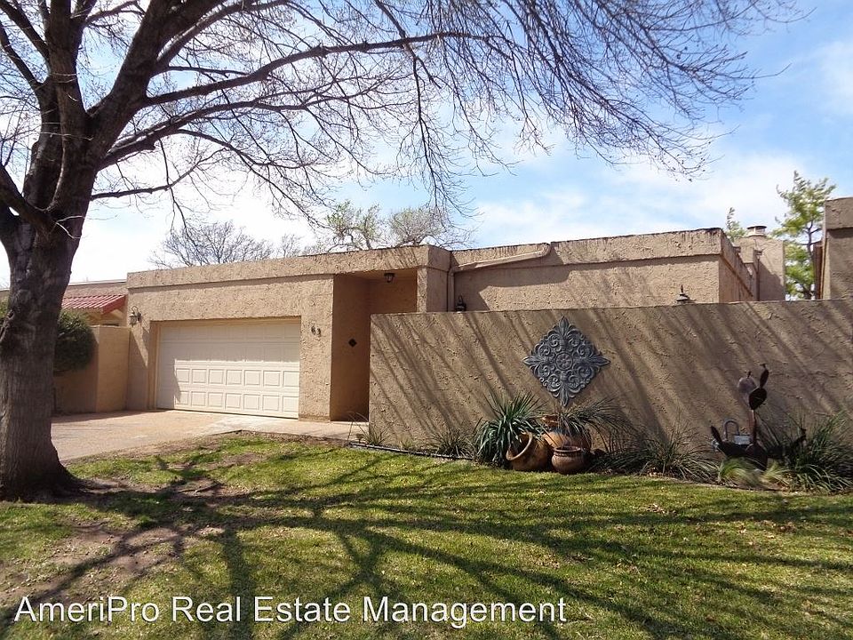 1st image of 63 Tamarisk Cir