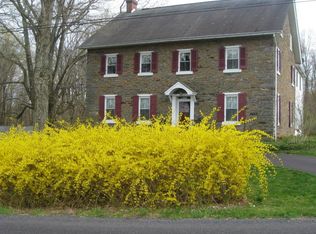 1004 Apple Rd, Quakertown, PA 18951