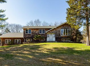 33 Gail Ln, Poughquag, NY 12570