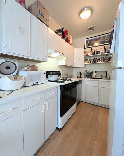 1514 Commonwealth Ave #2B Photo 1