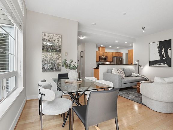 4th image of 6328 Larkin Dr #316