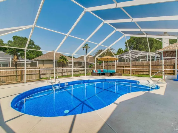 3023 Oak Pointe Dr, Pensacola, FL 32505