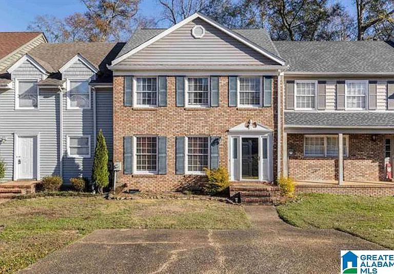 753 Cahaba Manor Trl — Photo 1