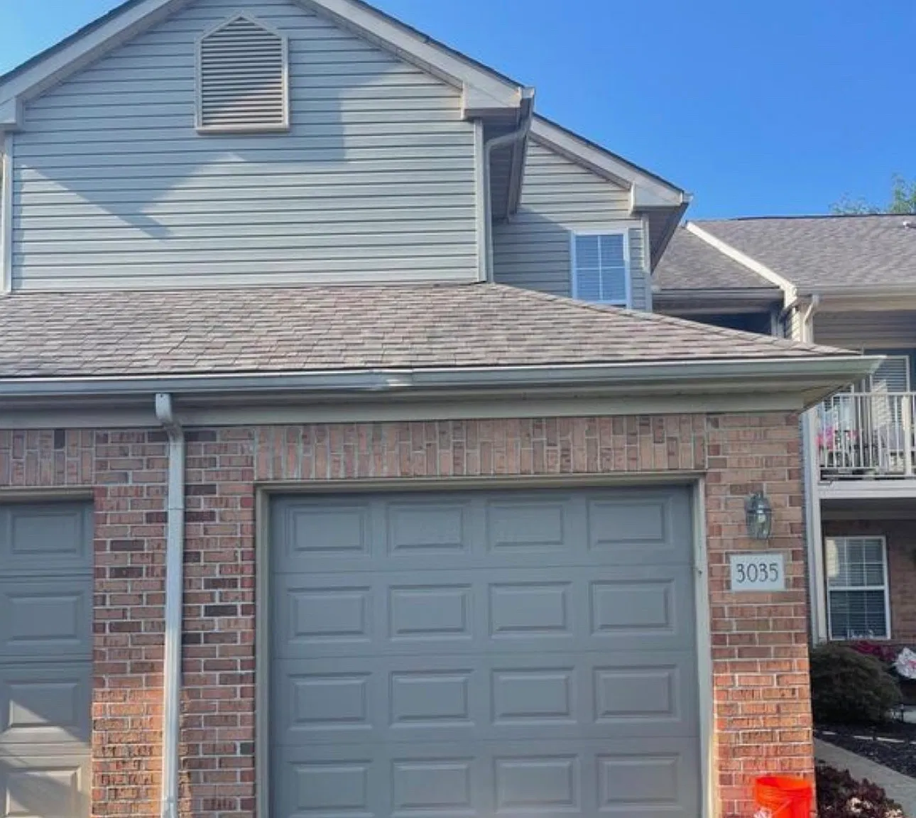 3 bed, 2.5 bath, 1630 sqft, $2,399 — Photo 2